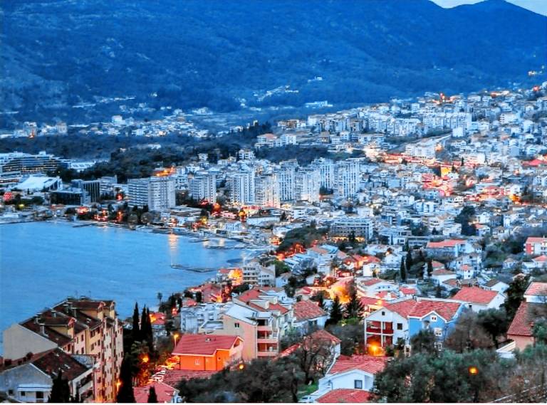 Ferienwohnung in Igalo, Njivice f&uuml;r max. 2 Personen