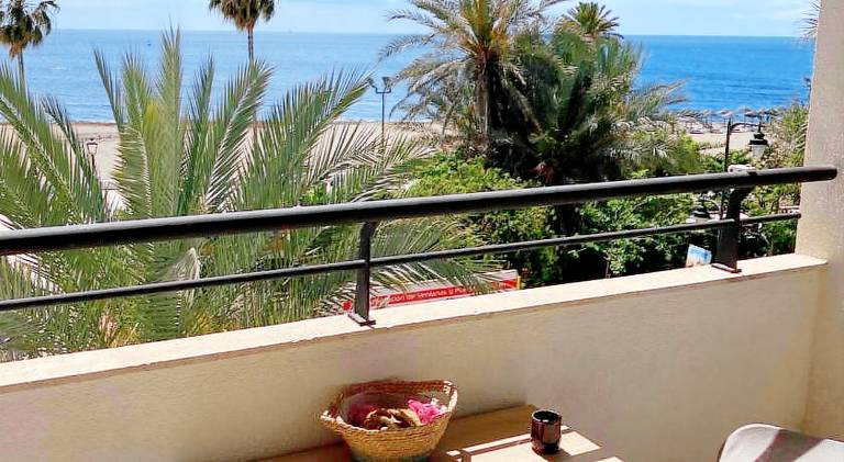 Holidays beach Estepona in Estepona
