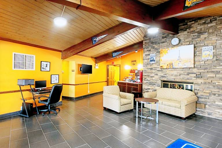 Travelodge by Wyndham Appleton — photo 5