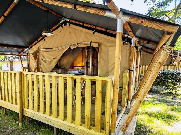 Cabin with heated pool & terrace | Pets allowed — photo 4