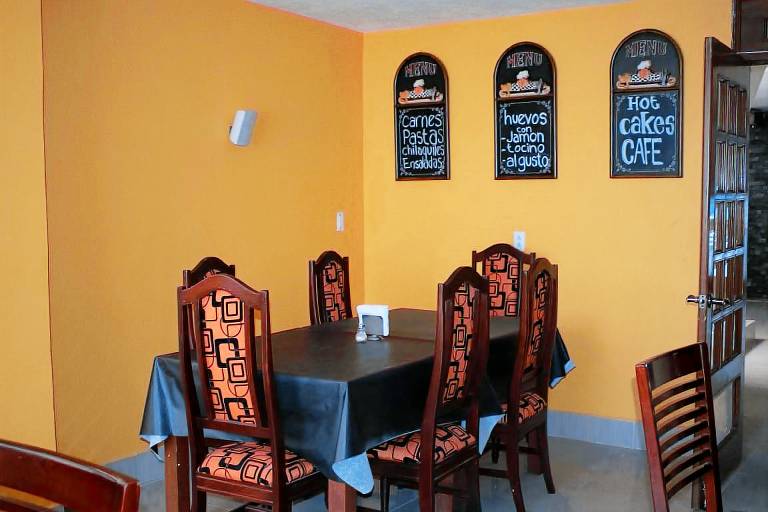 Capital O Hotel Diez — photo 4