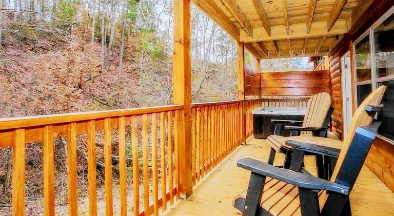 House with pool & jacuzzi | Pet-friendly — photo 5
