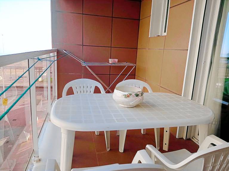 Apartment with terrace & pool | Beach view — photo 5