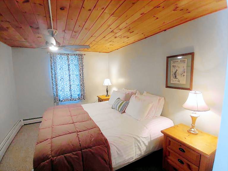 Bed and breakfast  Keene Valley