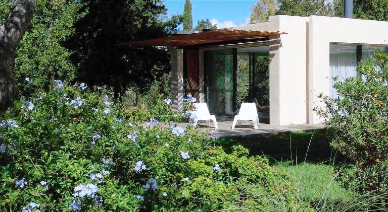 Villa with pool — photo 4