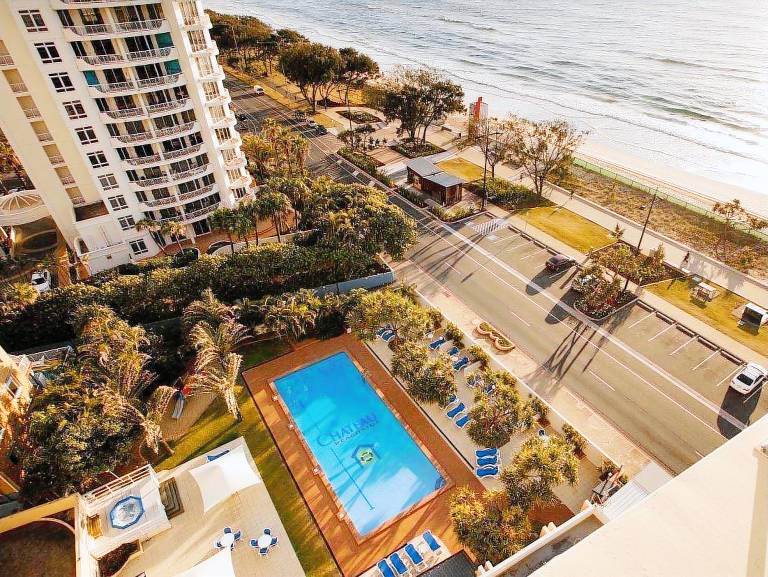 Serviced apartment Broadbeach