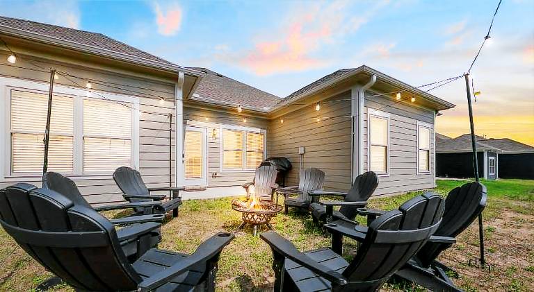 Vacation home with 4 rooms for 12 persons in Cullman, AL