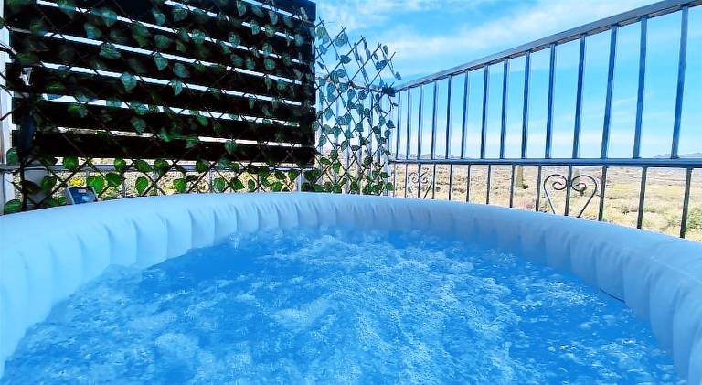 Wonderful holiday apartment with yard, jacuzzi & terrace | Pet-friendly in Zakynthos