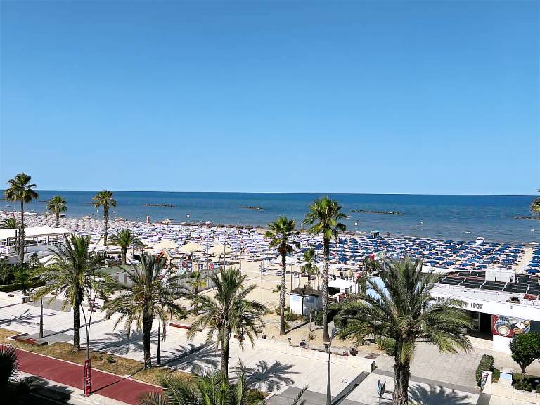 Children-friendly apartment with patio | Sea view | Next to the beach | Pet-friendly — photo 4