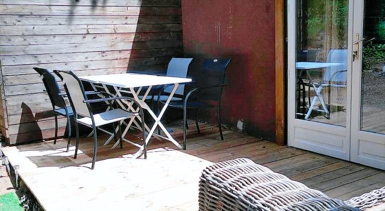 Vacation home with garden & terrace — photo 4