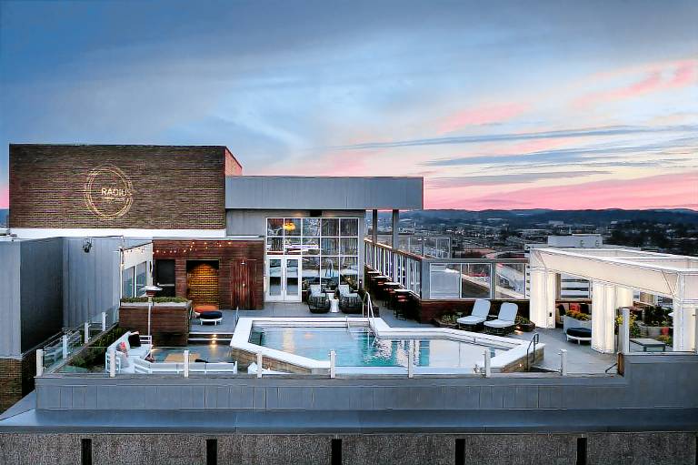 Embassy Suites by Hilton Knoxville Downtown — photo 4