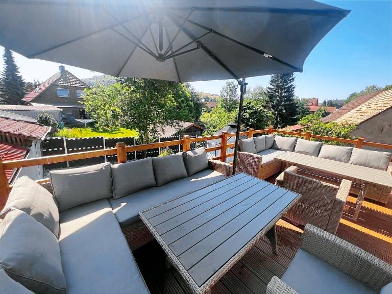 Vacation home with yard, barbeque & patio | Nature view — photo 4