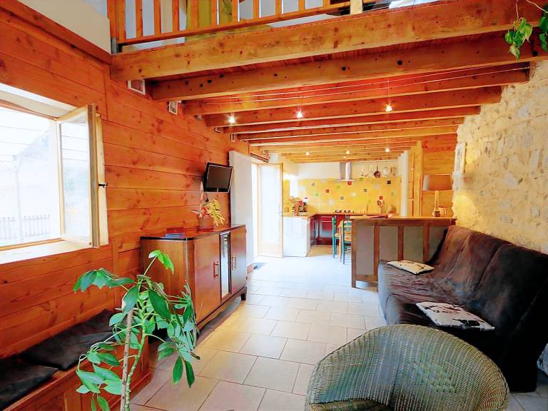 Cozy cottage with spa and sauna, pets allowed — photo 5