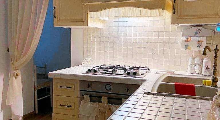 Apartment with 2 rooms for 4 persons — photo 4