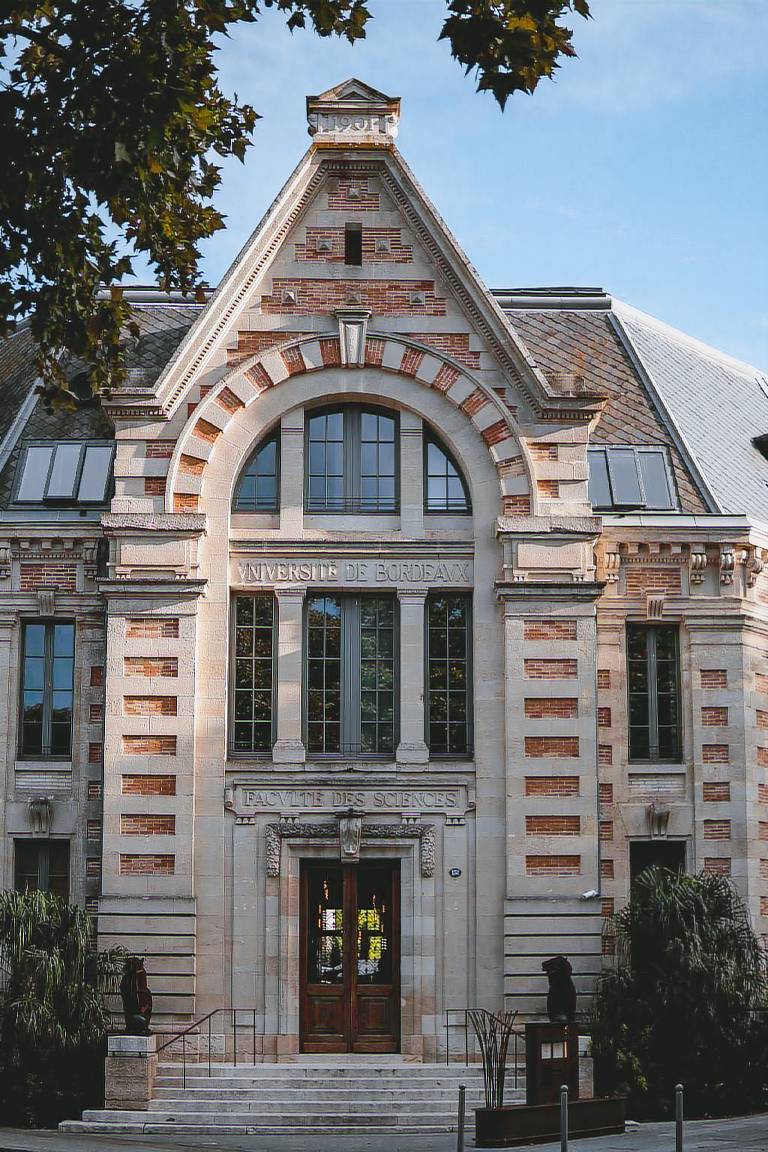 Hotel La Zoologie in Villenave-d'Ornon