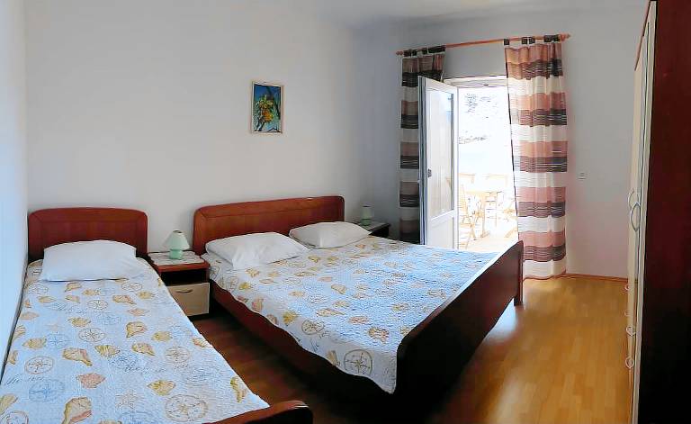 Two bedroom apartment with terrace and sea view Metajna (Pag) (A-6498-b) — photo 5