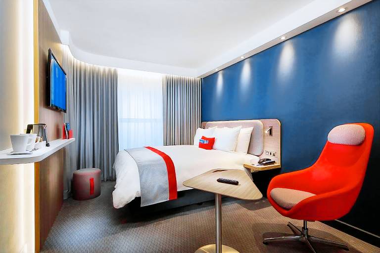 Holiday Inn Express Paris - Velizy By IHG in Meudon