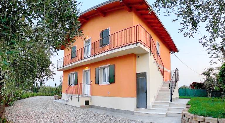 Apartment with yard & barbeque in Affi