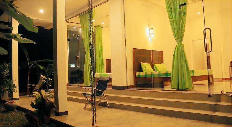 Elegant Lake Yala Safari House — photo 2