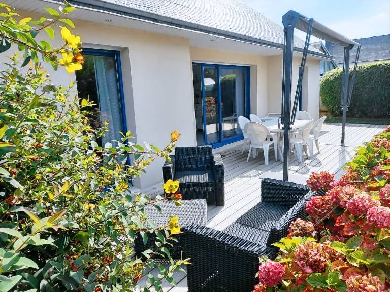 House with patio, barbecue & garden | Garden view — photo 4