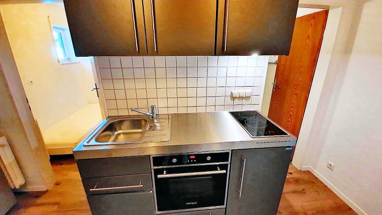 Rental apartment with yard, grill & terrace — photo 5