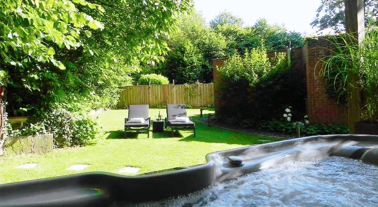 House with jacuzzi in Leuven