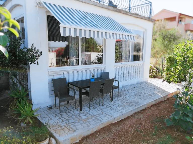 Two bedroom apartment with terrace and sea view Tkon, Pašman (A-5827-b) in Biograd na Moru