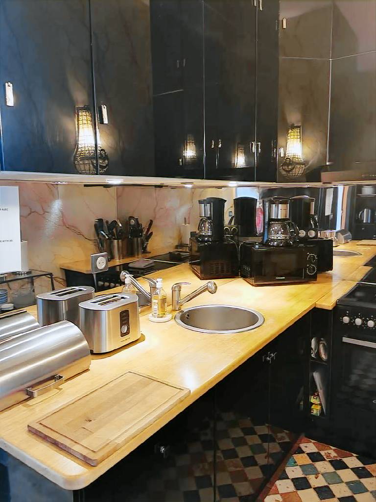 Fully equipped pleasant vacation home | Next to Bordeaux Cathedral | Perfect for remote work | Pets are welcome — photo 4