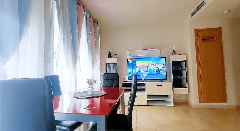 Apartment with pool — photo 3