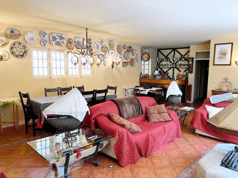 Casa  Cantelães