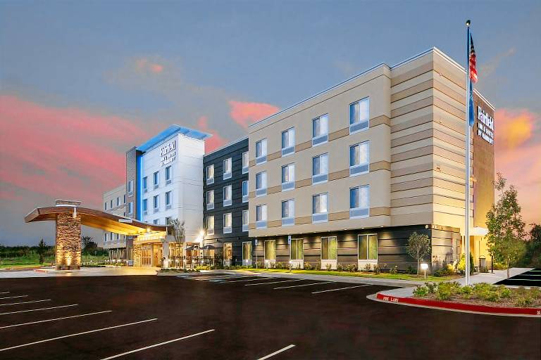 Fairfield by Marriott Inn & Suites Little Rock Airport in Little Rock, AR