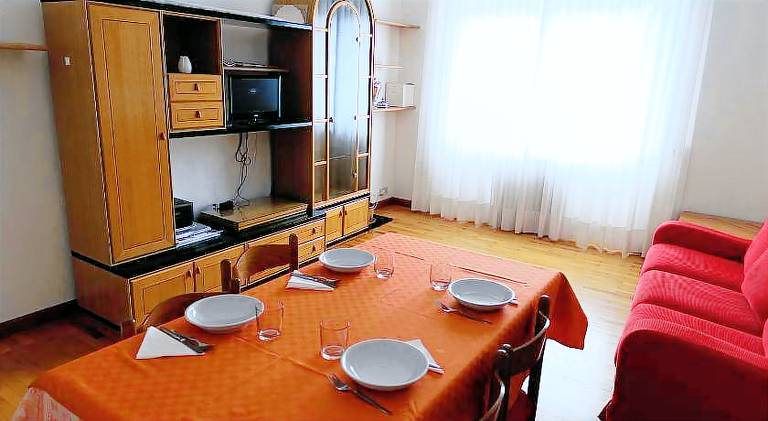 Rental apartment with 1 room for 4 persons — photo 4