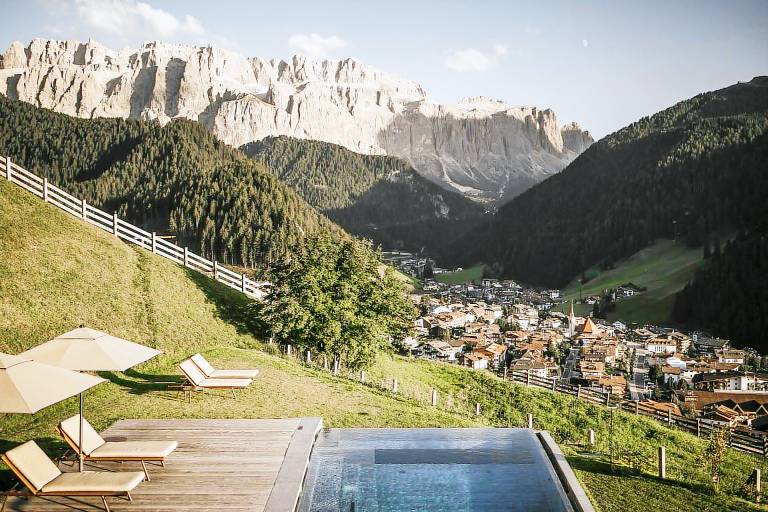 Luxury Chalet in the Dolomites with spa and pool — photo 3