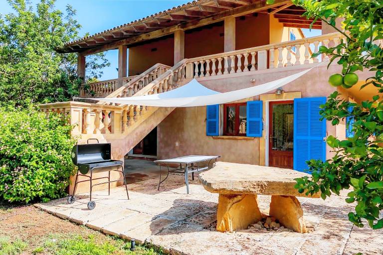 Country House "Sa Plana" with Private Pool, 2 Private Terraces & Wi-Fi — photo 2