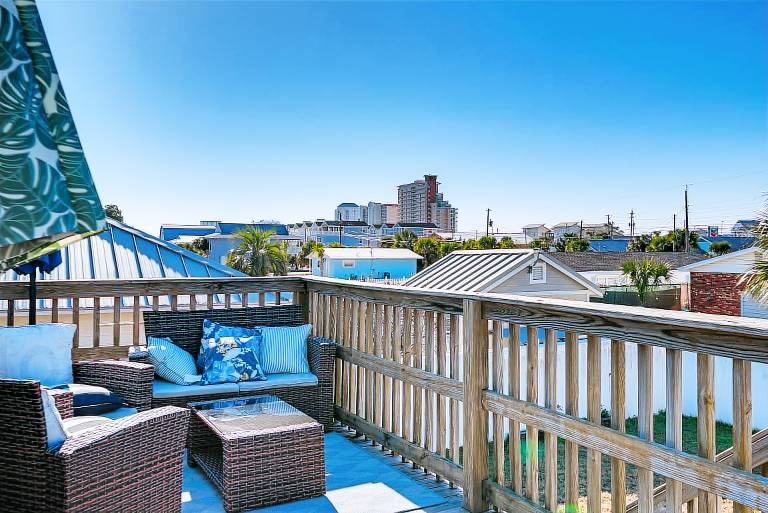 Steps to Sea! Panama City Gem w/ Pet-Friendly Yard — photo 2