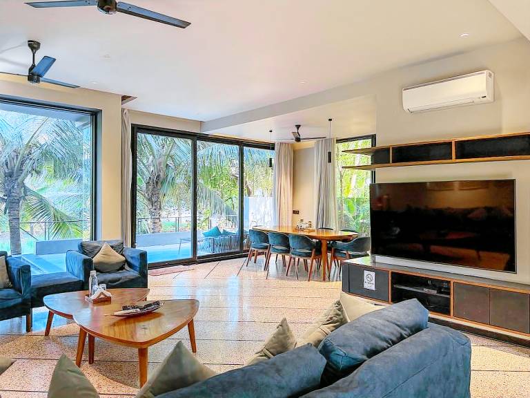 Villa with 1 room for 12 persons — photo 3