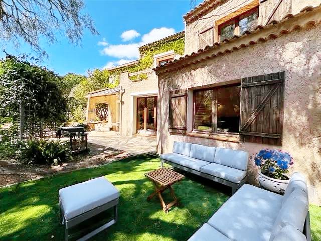 Fully equipped lovely vacation home with pool & yard | Pets allowed — photo 3