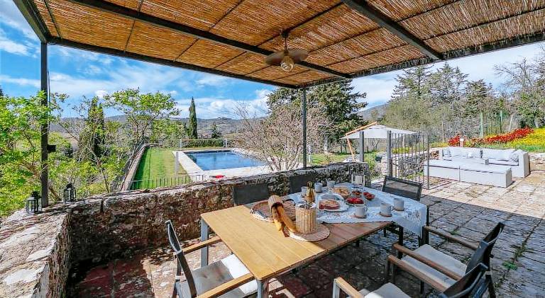 Fully equipped villa with barbecue, terrace & private pool | Perfect for remote work | Pets are welcome — photo 4