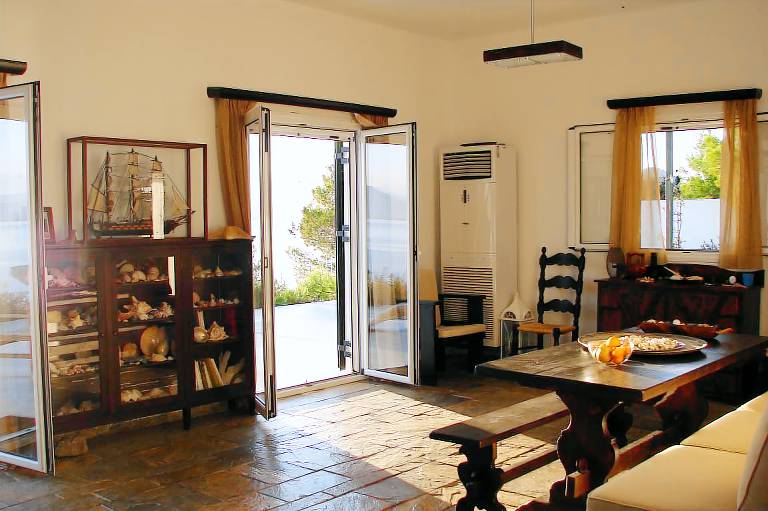 Villa with private beach — photo 3