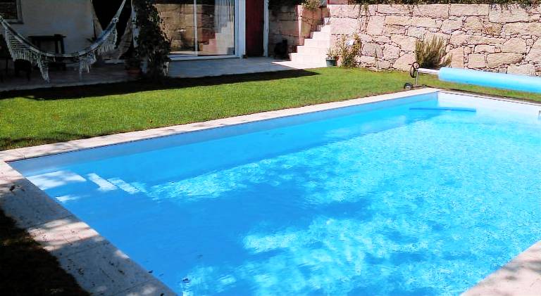 Vacation home with patio, BBQ & garden in Viseu