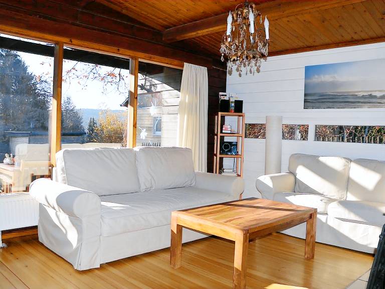 Children-friendly lovely vacation home with BBQ, yard & patio | Nature view | Pets are welcome — photo 2