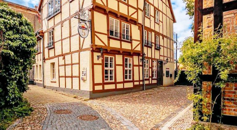 Apartment with sauna, patio & garden in Quedlinburg