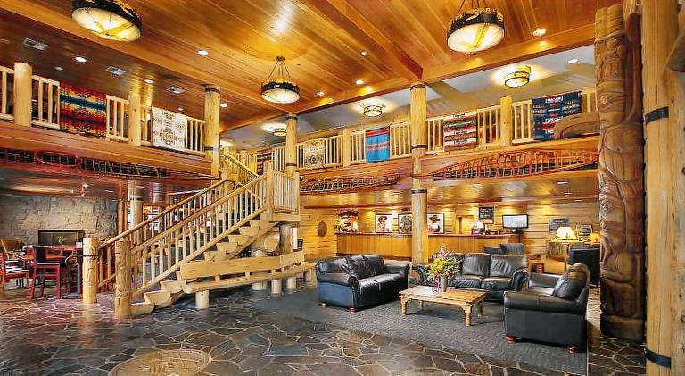 Heathman Lodge — photo 2