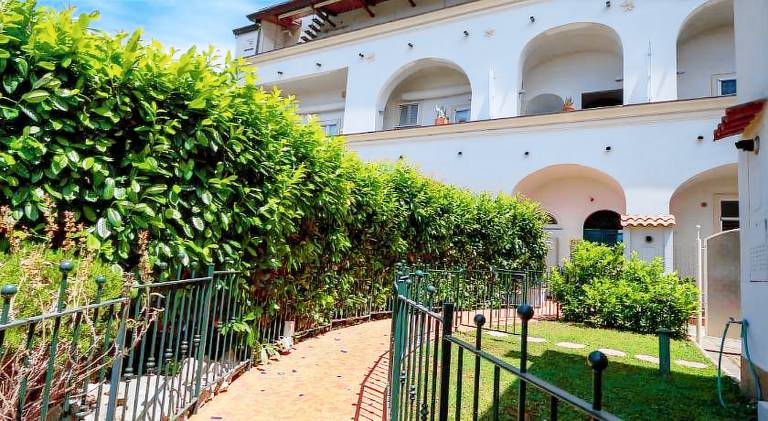 Holiday apartment with barbecue & garden | Pets allowed in Sorrento
