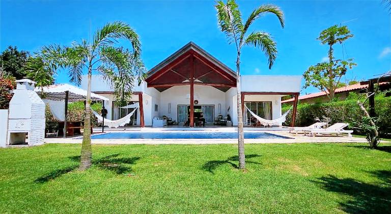 Pleasant vacation home with pool | Pet-friendly in Tibau do Sul