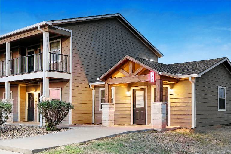 Eagle's Den Suites Big Spring a Travelodge by Wyndham — photo 2
