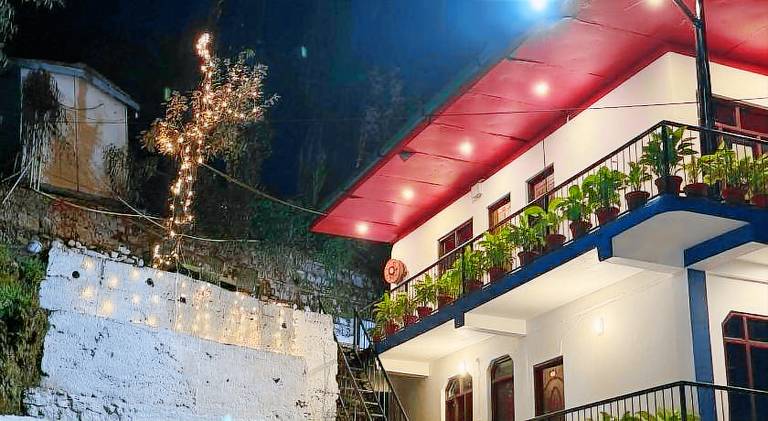 Aman's Peak & Plate- Near Jw Marriott Mussorie — photo 5