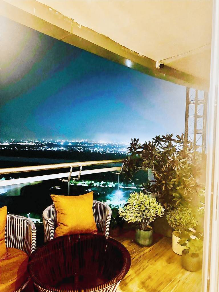 Rental apartment with 1 room for 2 persons in Noida