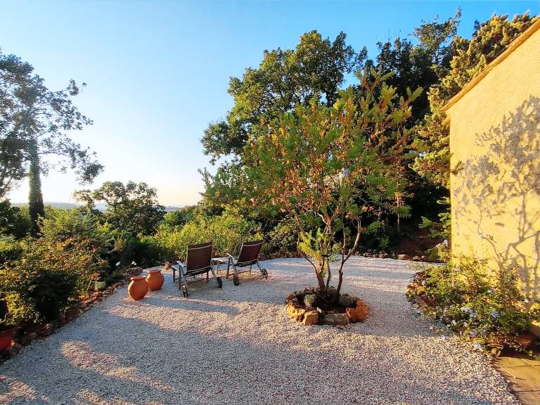 Vacation home with barbeque & garden in Cavalaire-sur-Mer