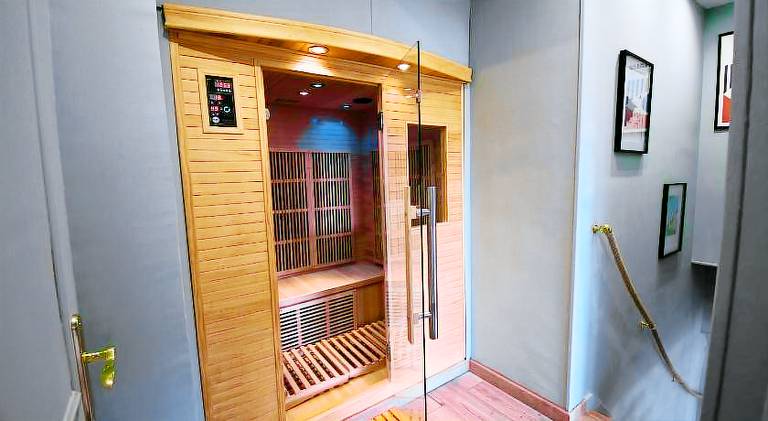 Apartment with sauna — photo 2